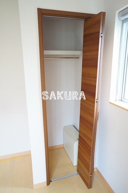 収納　お荷物の多い方でも安心のクローゼット付き♪