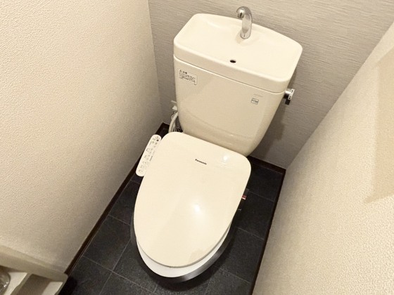 トイレ　シャワー付きトイレ