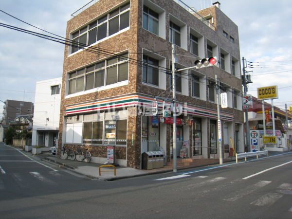 コンビニ　セブンイレブン 足立4丁目店（コンビニ）まで1918m