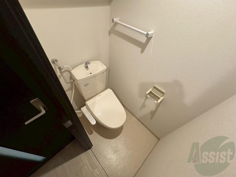トイレ　トイレです。ウォシュレット付を探している方、おすすめです。