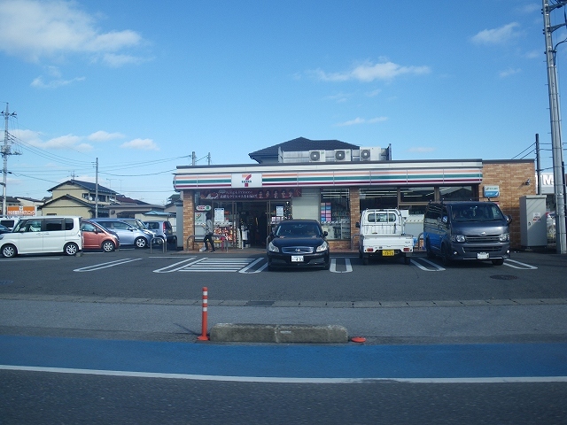 コンビニ　セブンイレブン宝木本町店（コンビニ）まで450m