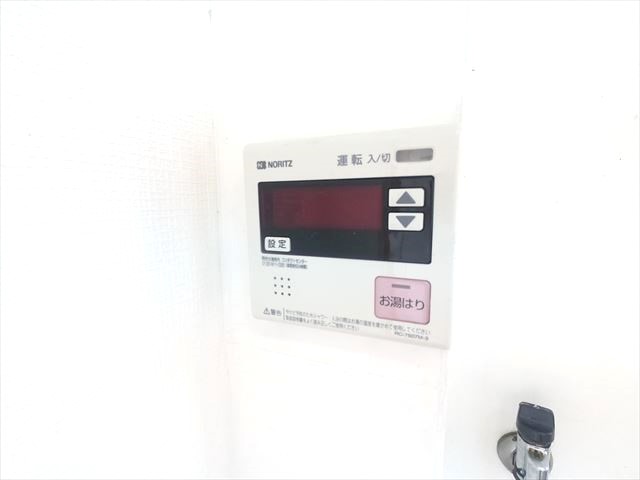 その他設備　給湯リモコン