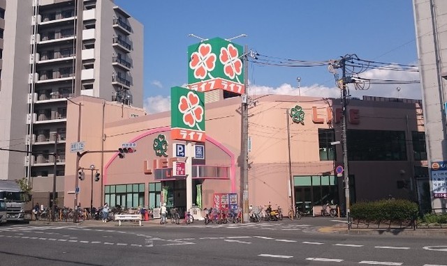 スーパー　ライフ　吹田泉町店（スーパー）まで814m