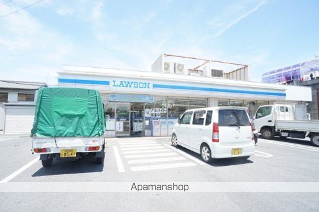コンビニ　ローソン　奈良西九条町二丁目店（コンビニ）まで783m