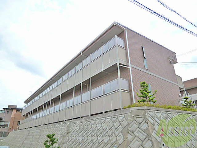 建物外観　豊中市宮山町【アンプルールクラージュコリヌシャンI】