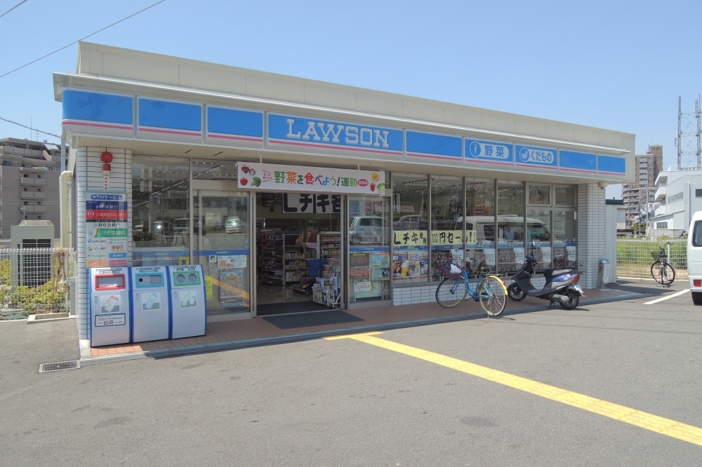 コンビニ　ローソン　宝塚中筋4丁目店（コンビニ）まで298m
