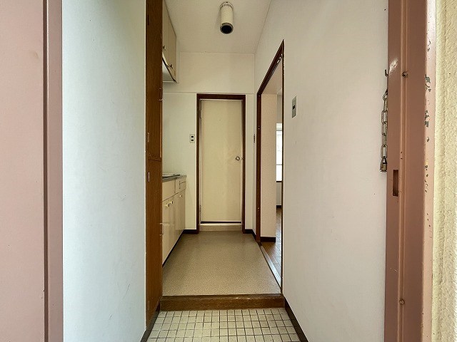 玄関　参考写真。