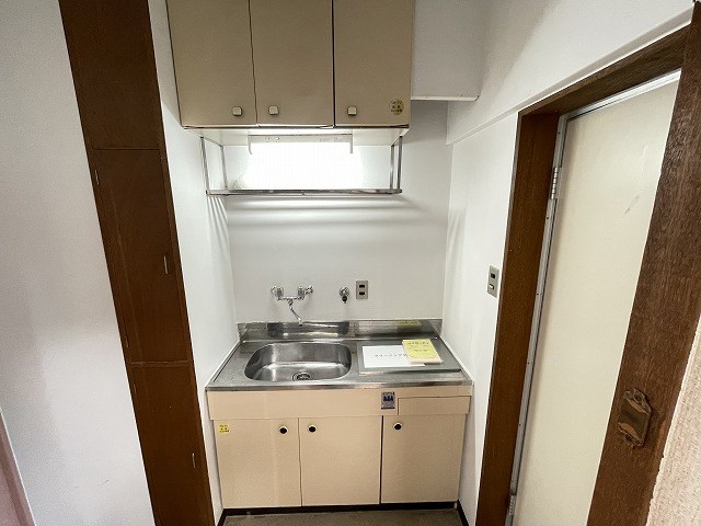 キッチン　参考写真。