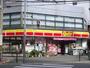コンビニ　デイリーヤマザキ 淀川西中島店（コンビニ）まで37m