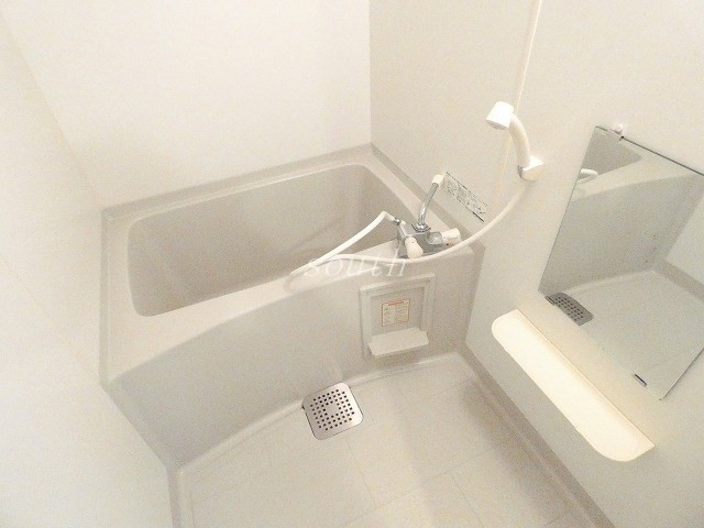 ソレアード昼ヶ丘の風呂写真