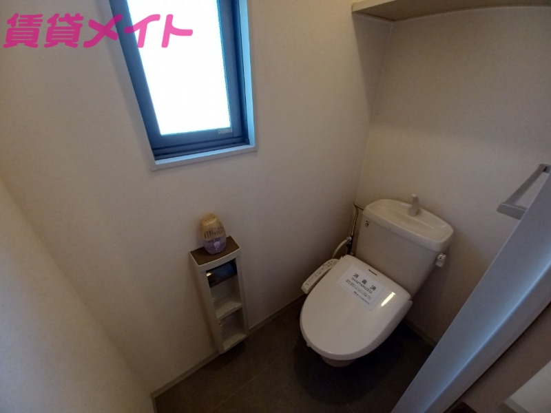 トイレ　同物件別室画像