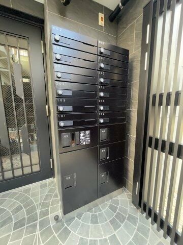 エントランス　毎日通るエントランスはこのようになっています