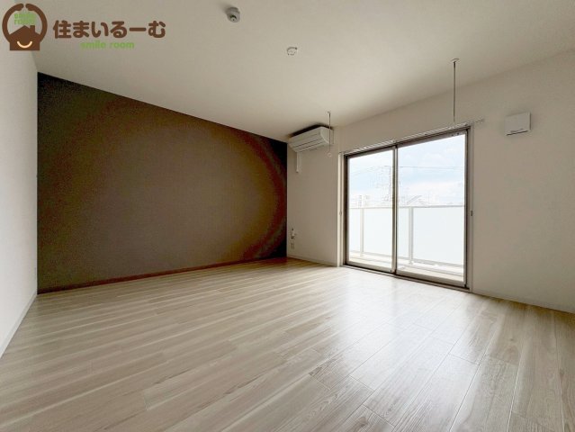 インペリアル大宮の居間写真