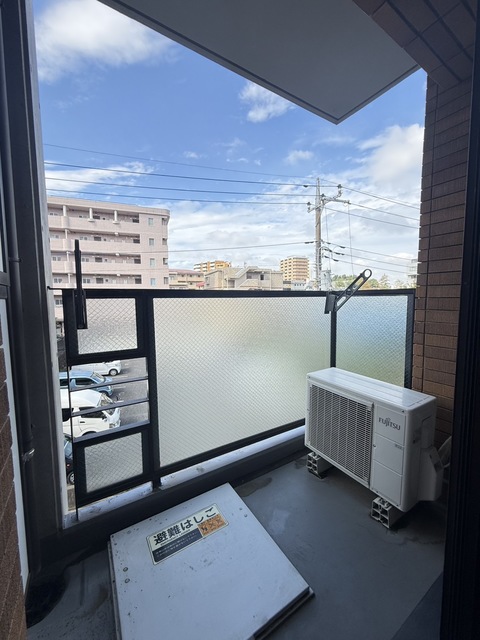 バルコニー　別部屋参考写真です