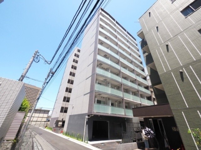 建物外観　オートロック完備
