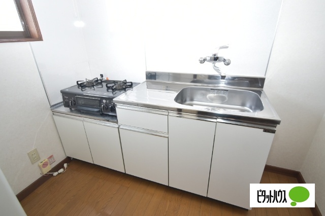南町山岸ハイツIのキッチン写真