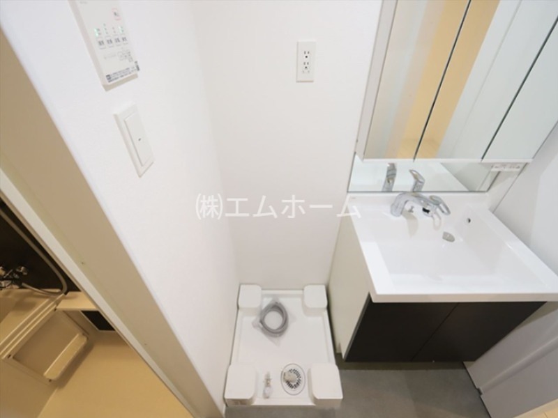 その他　脱衣所　室内洗濯機置き場　イメージ写真
