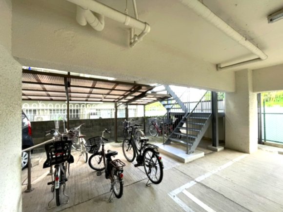 阪急千里線 南千里駅 徒歩9分 5階建 築49年の外観写真