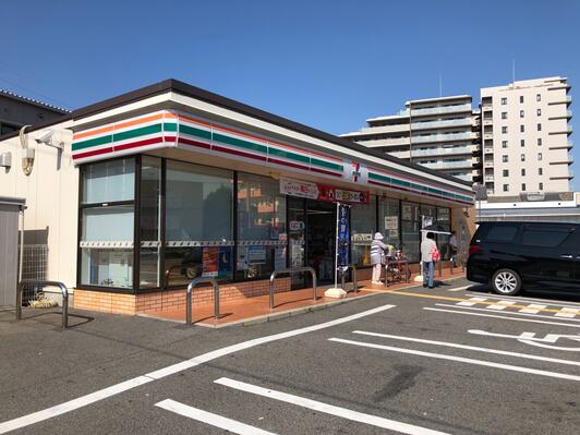 コンビニ　セブンイレブン 大阪新北島4丁目店（コンビニ）まで442m