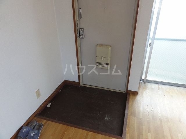 岡崎第2東海ビルの玄関写真