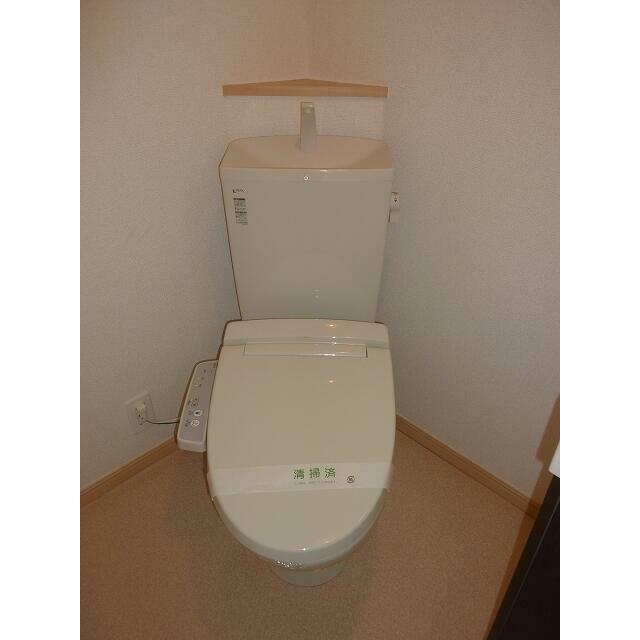 リブェールSHINOIIIのトイレ写真