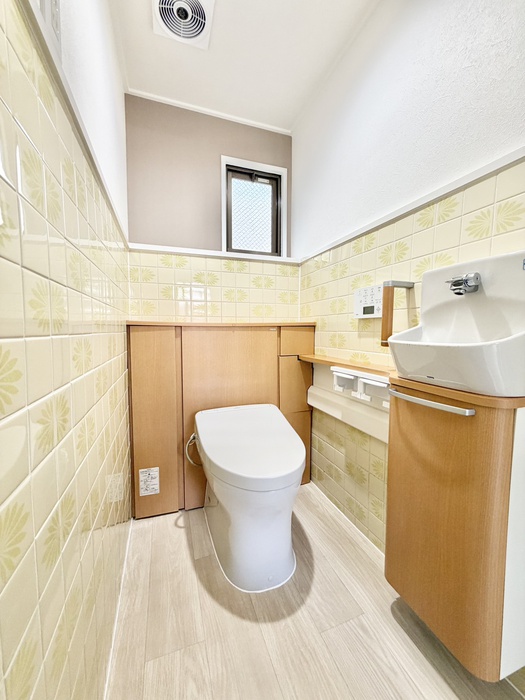 沖田5丁目貸家のトイレ写真
