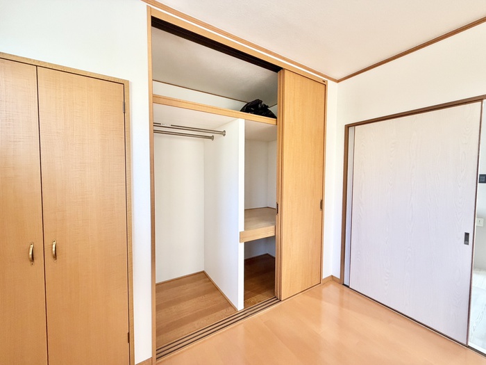 沖田5丁目貸家の内装写真