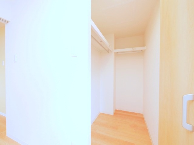 収納　ウォークインクローゼットです♪