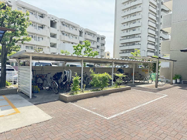 その他共有部分　（　自転車置場　）