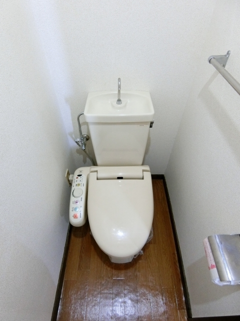 トイレ　図面と現状に相違がある場合には現状を優先