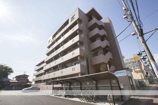 スカーレットの外観写真