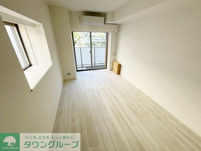 ガーラ・プレシャス横浜鶴見の居間写真