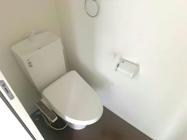 ＪＲ東北本線 安積永盛駅 徒歩15分 2階建 築5年のトイレ写真