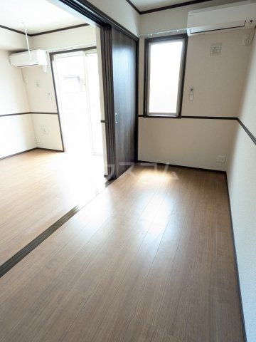 グッドアイランドひたちなかの内装写真