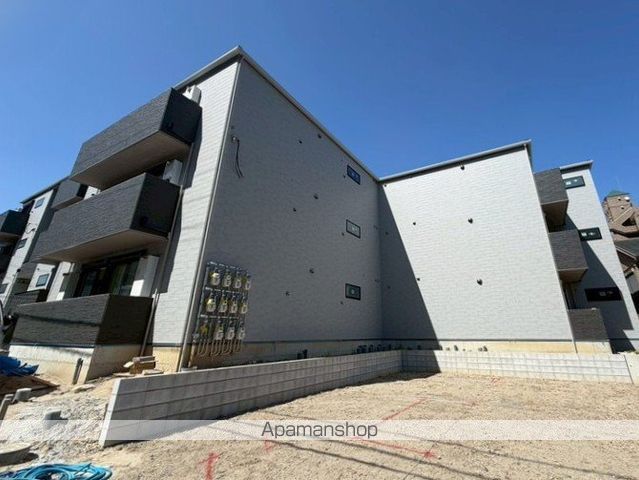 阪急千里線 千里山駅 徒歩14分 築1年