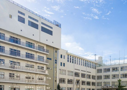 小学校　中央区立久松小学校（小学校）まで90m