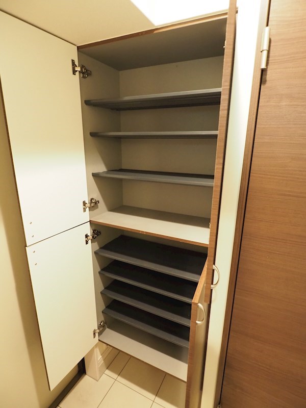 玄関　大容量シューズＢＯＸ