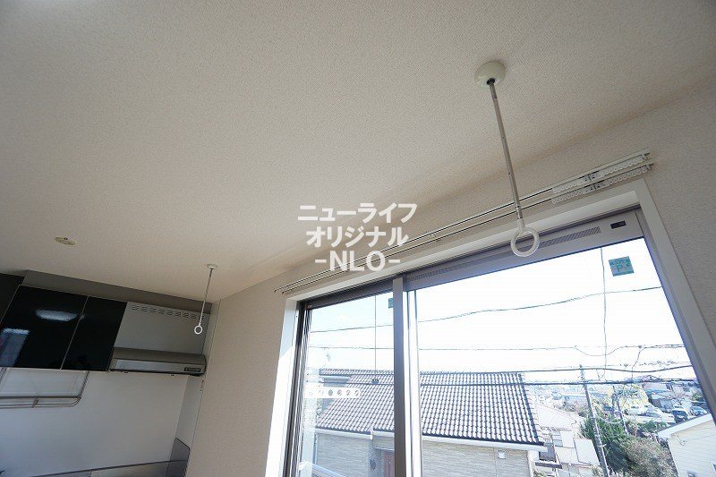 その他設備　室内物干し付きで雨の日も安心です☆