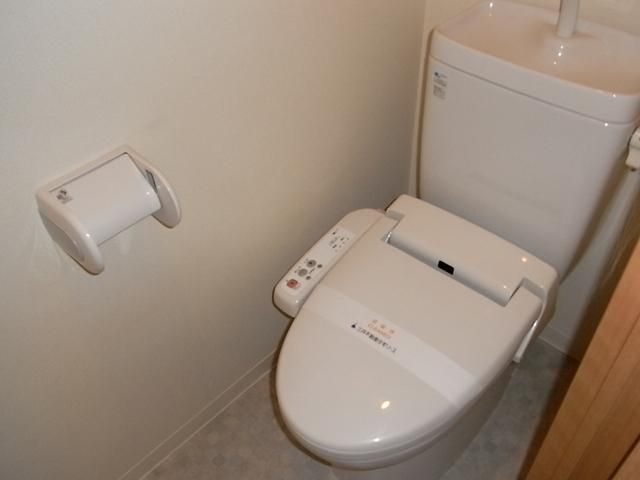 トイレ　洗浄機能付トイレ