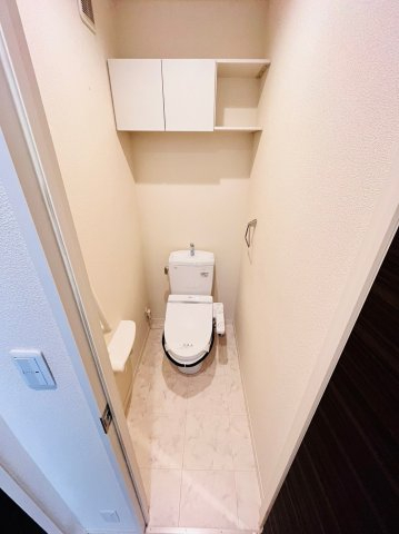 トイレ　別号室の画像です。ご参考下さい。