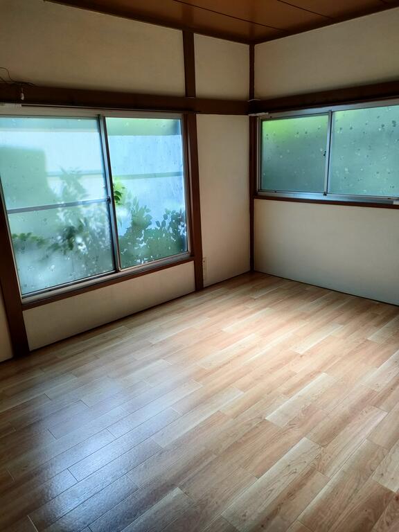 都営三田線 西台駅 徒歩15分 2階建 築54年の居間写真
