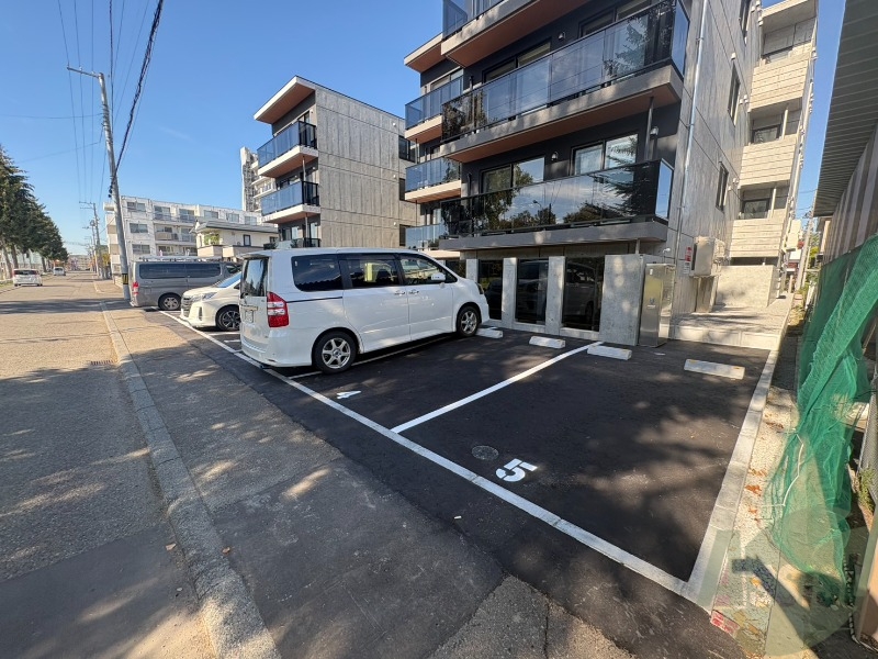 駐車場　その他