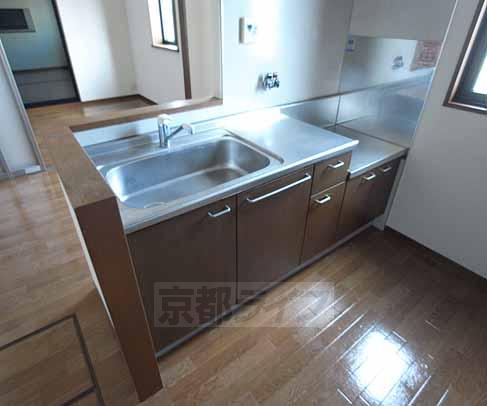 近鉄京都線 寺田駅 徒歩8分 2階建 築29年のキッチン写真