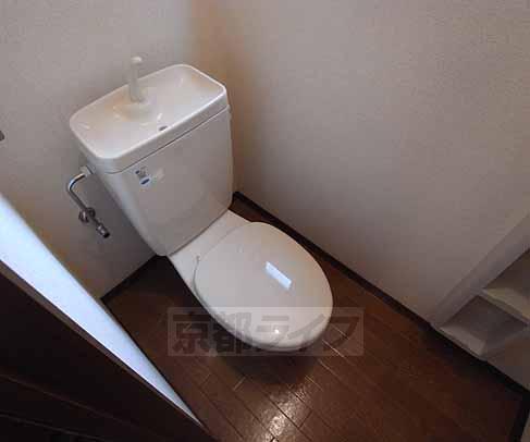 近鉄京都線 寺田駅 徒歩8分 2階建 築29年のトイレ写真