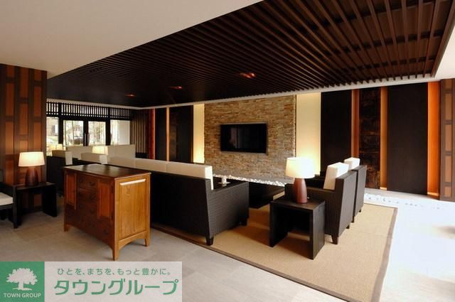 ロイヤルパークス西新井の外観写真