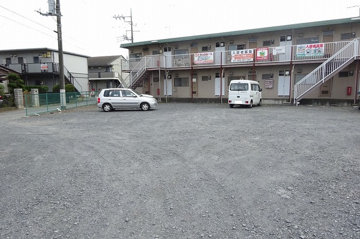 駐車場　駐車場