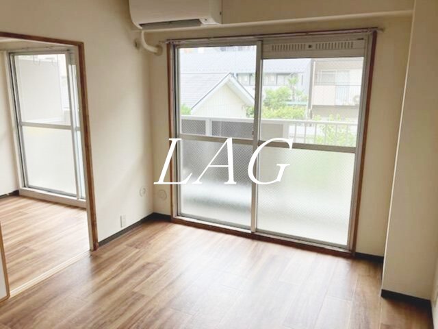 居室・リビング　洋室のお部屋です。