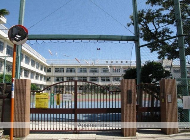 小学校　岩淵小学校（小学校）まで426m