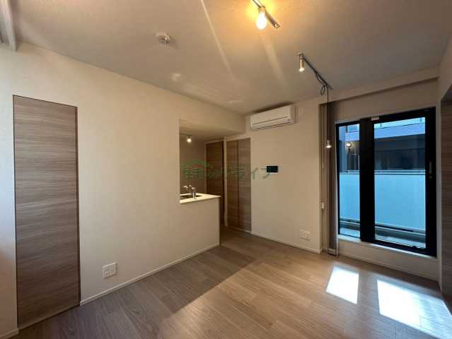 Lumina Court Takaidoの居間写真