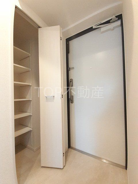 スアヴィス千葉の玄関写真